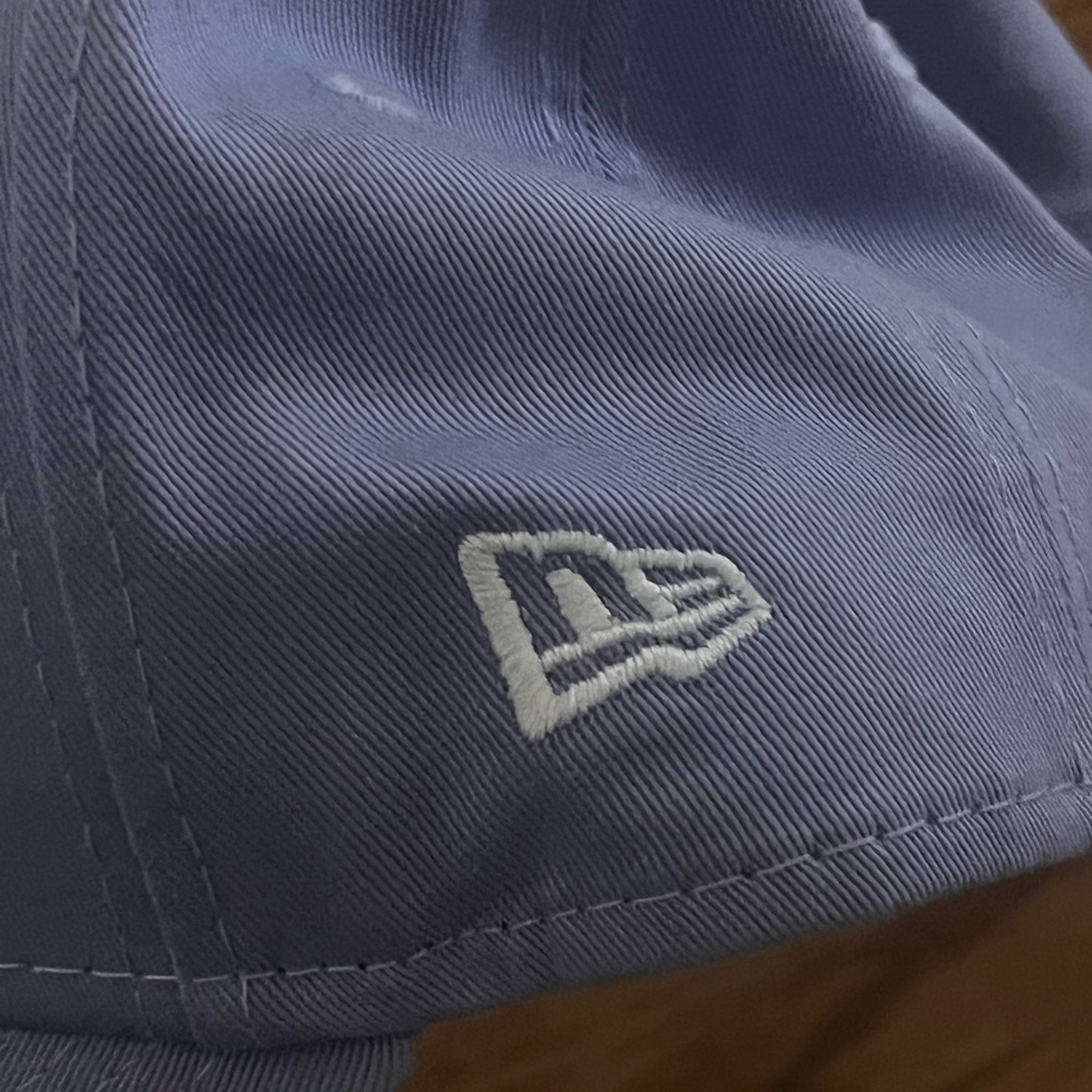 New Era New York Yankees Lavender Baseball Cap - Picture 3 of 5